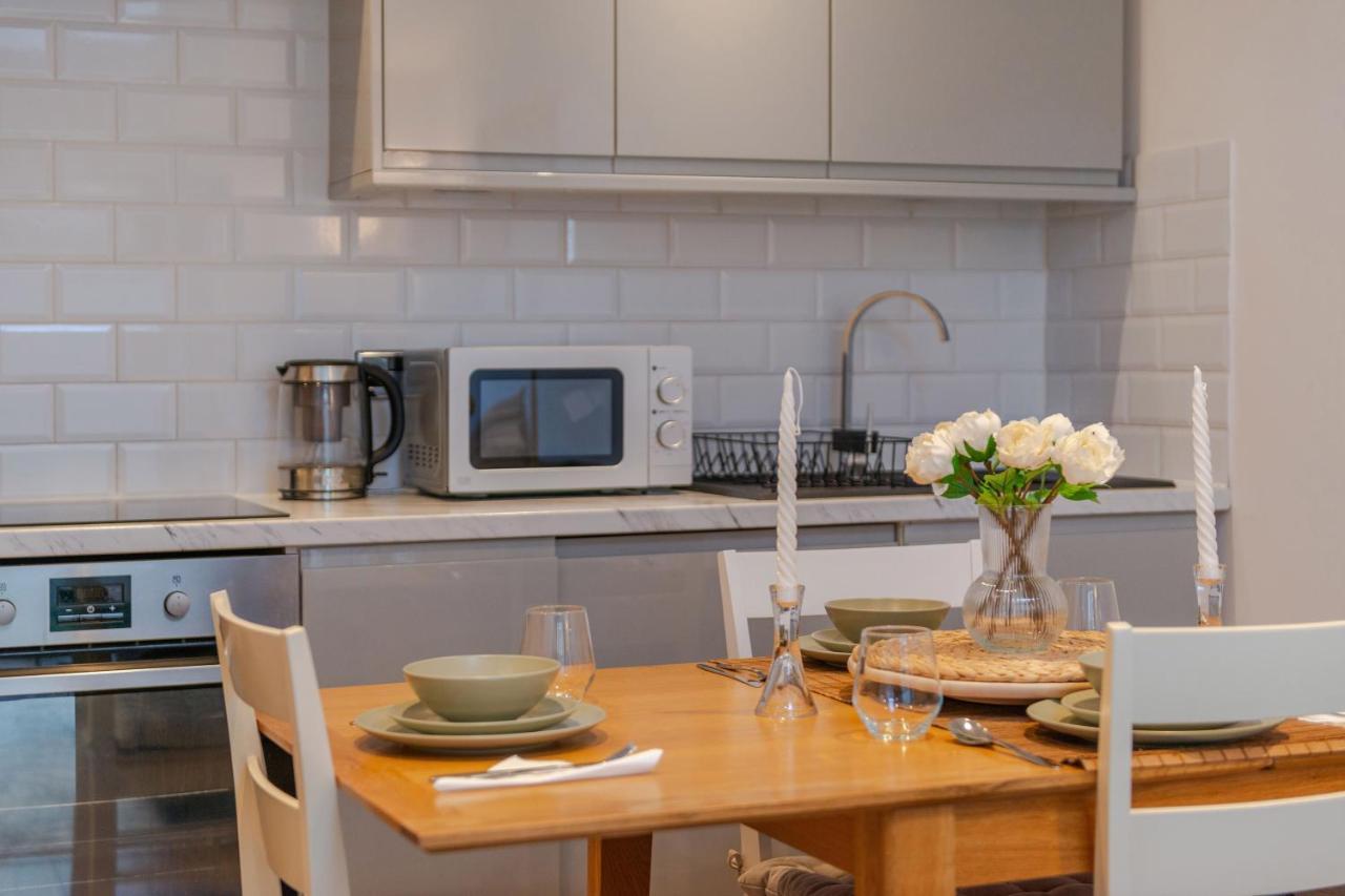 Three-Bedroom Bliss In London Town Zewnętrze zdjęcie